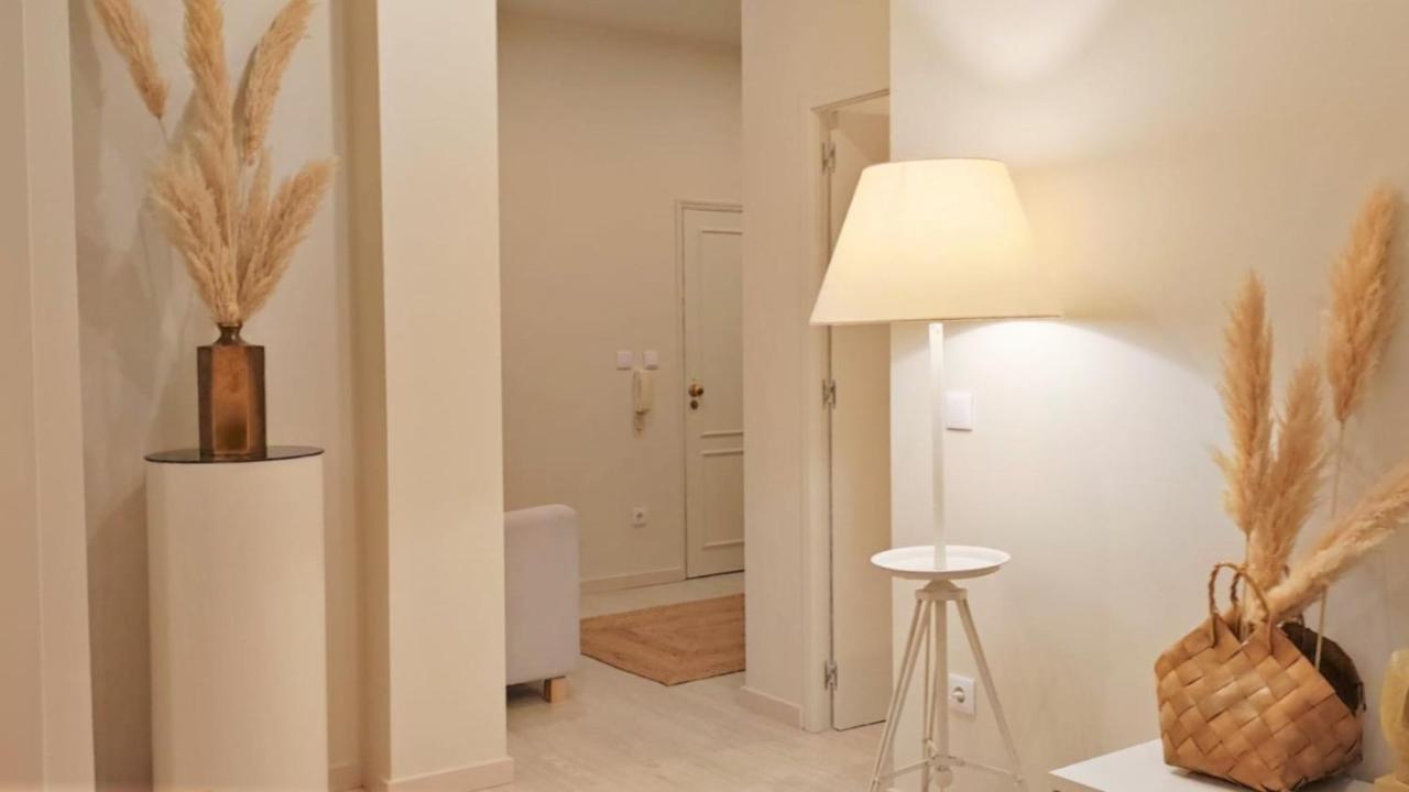 Naty With Terrace Apartment